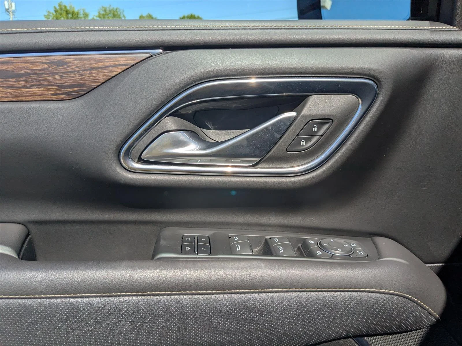 Used 2023 Midnight Blue Metallic Chevrolet Premier image 11