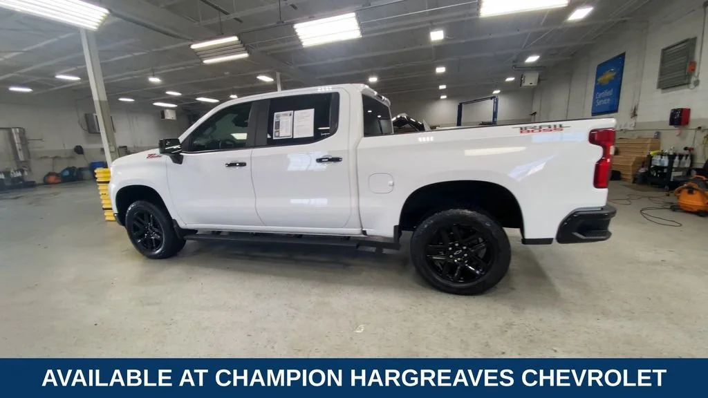 2023 Chevrolet Silverado 1500 LT Trail Boss - Photo 7