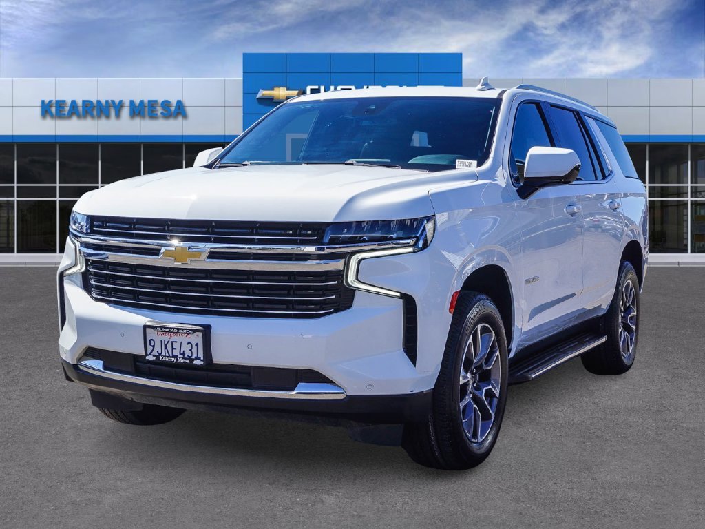 Used 2023 White Chevrolet LT image 3