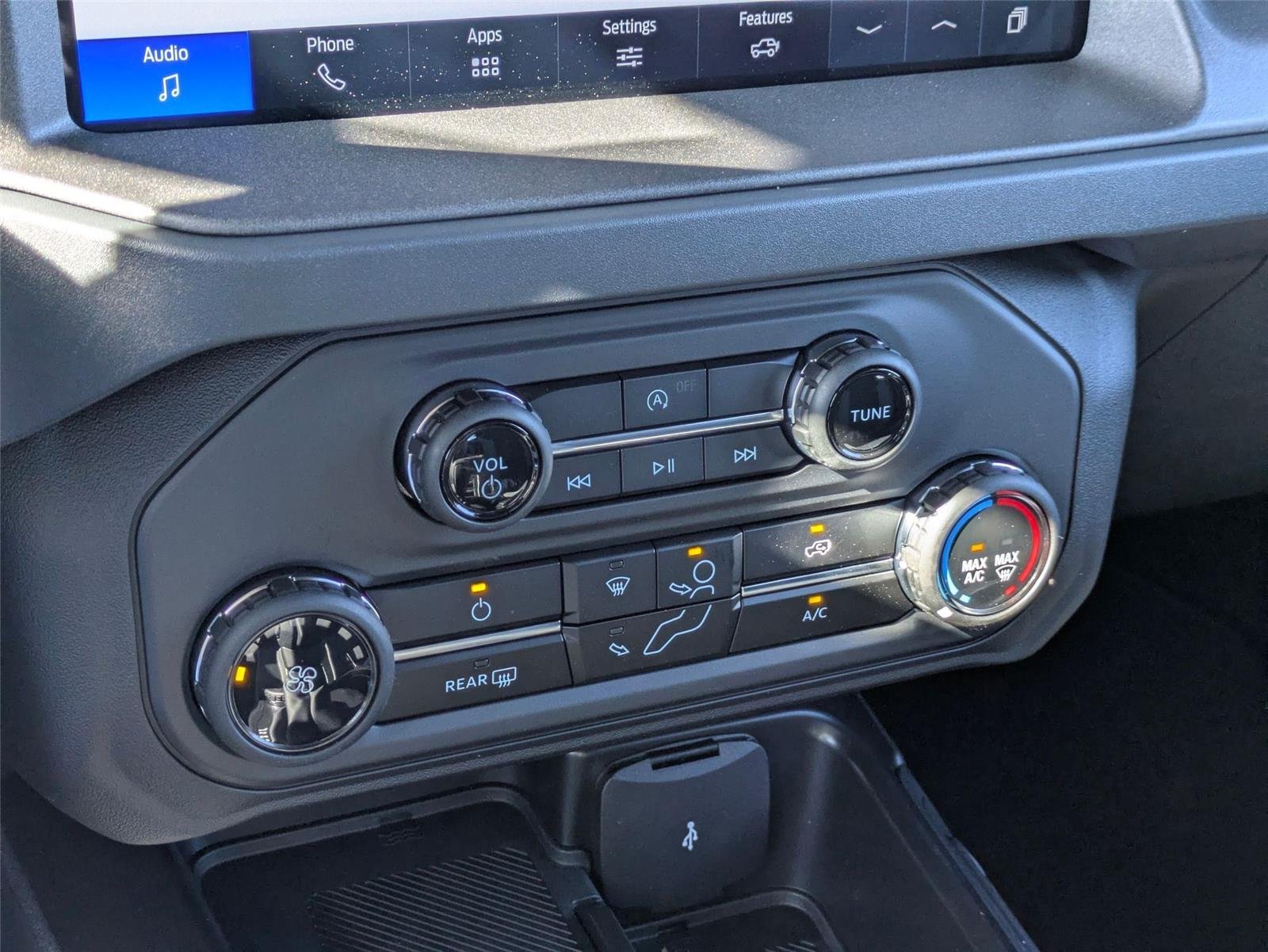 New 2026 Carbonized Gray Metallic Ford Base image 19