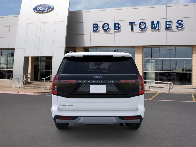 New 2026 Star White Metallic Tri-Coat Ford Platinum® image 6