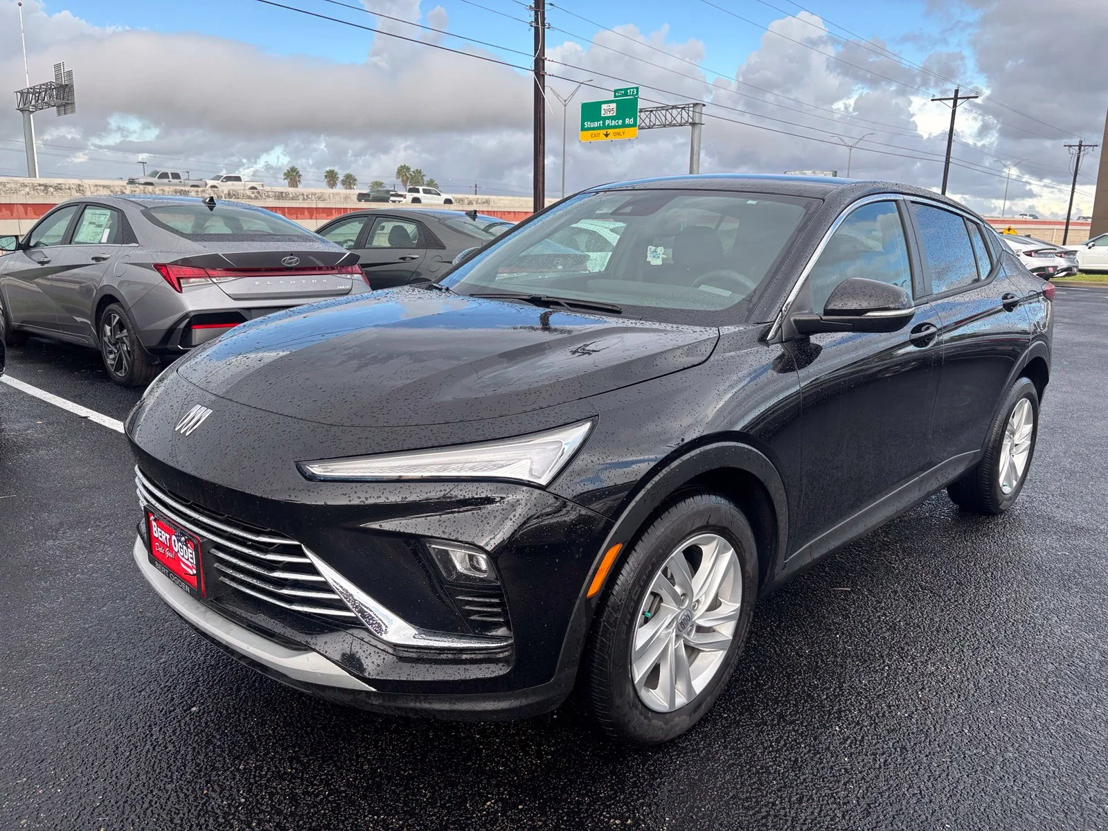 Used 2024 Black Buick Preferred image 3