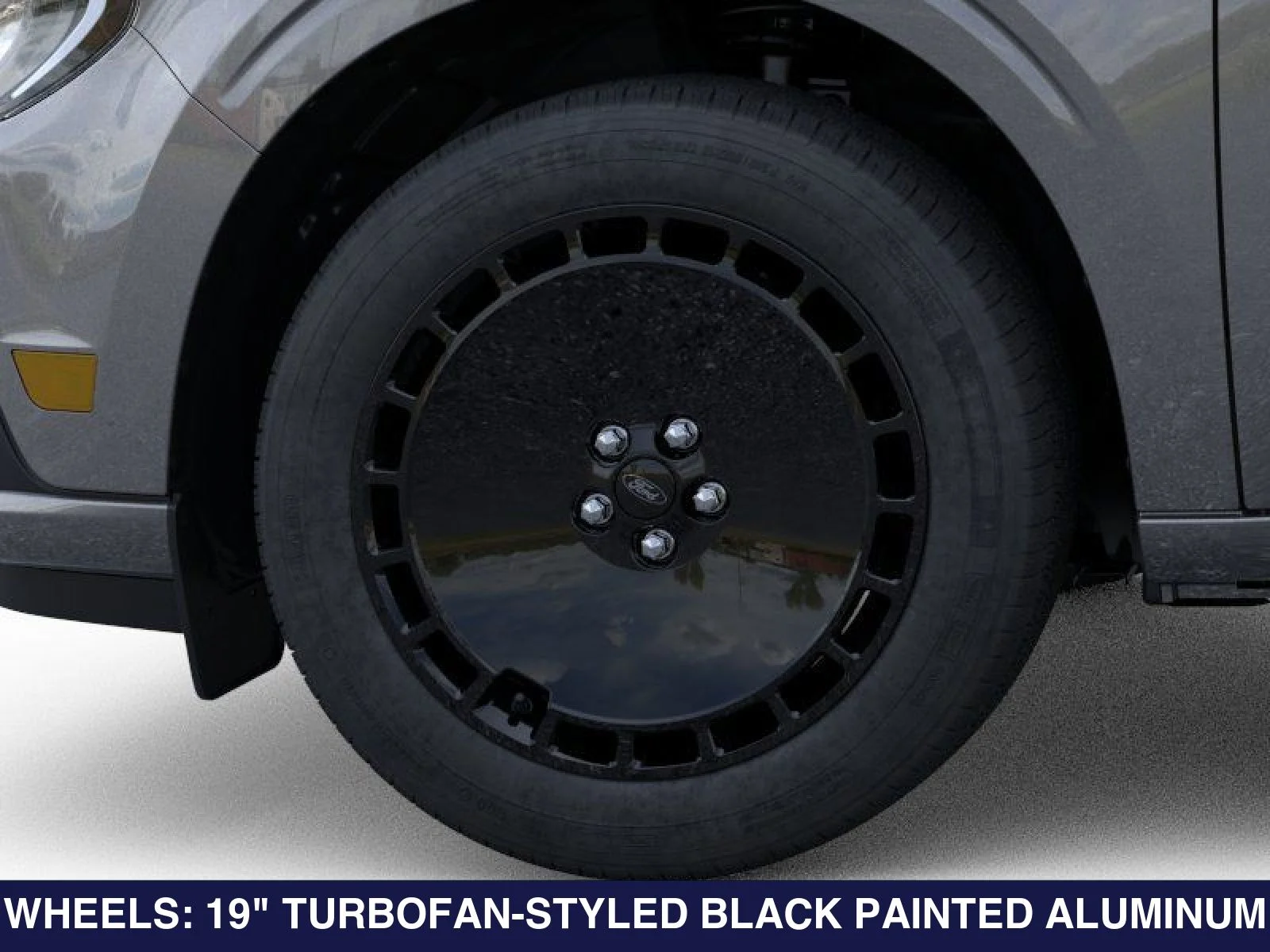 New 2026 Carbonized Gray Metallic Ford Maverick Lobo™ image 51