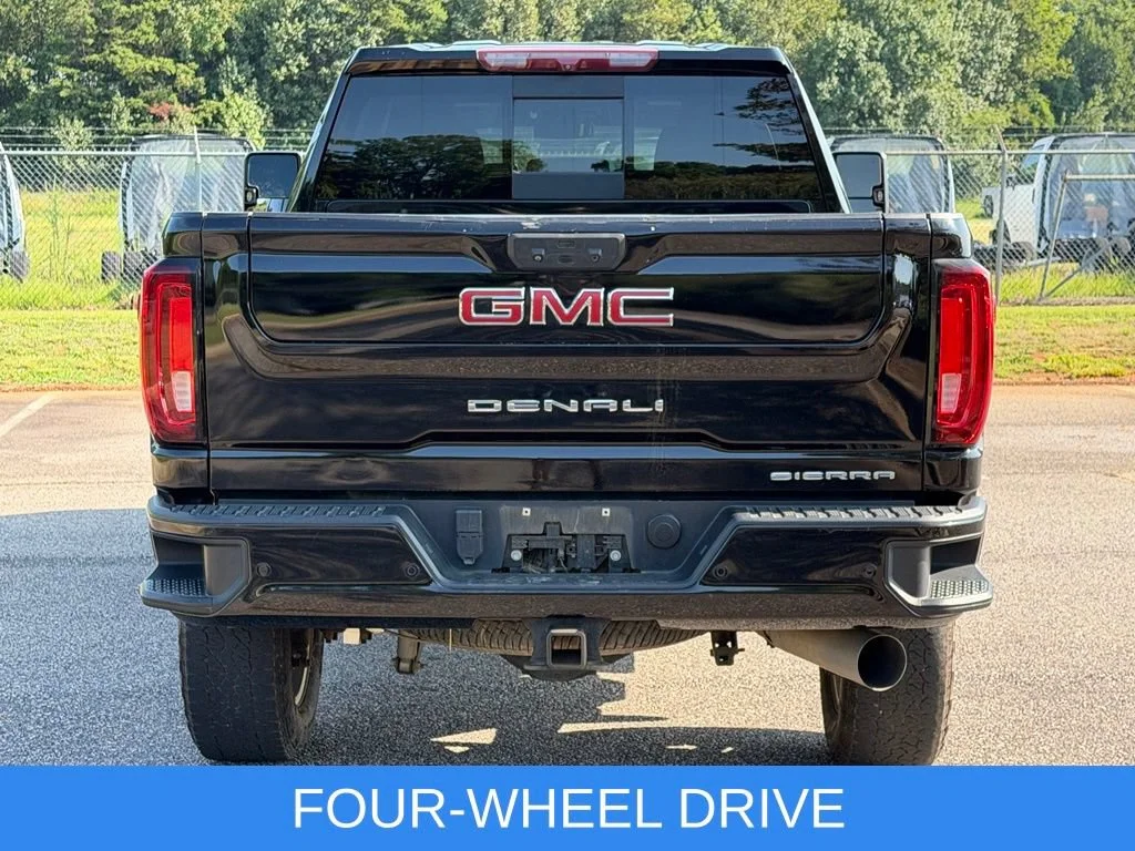 Used 2022 Onyx Black GMC Denali image 6