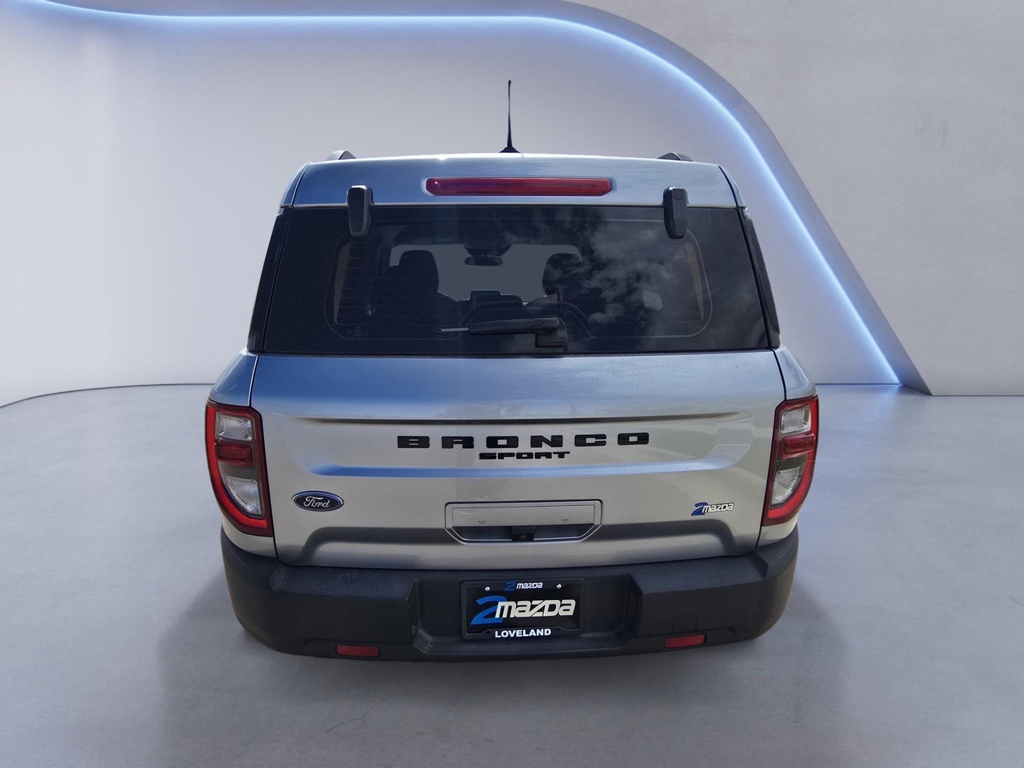 Used 2022 Iconic Silver Metallic Ford Base image 4