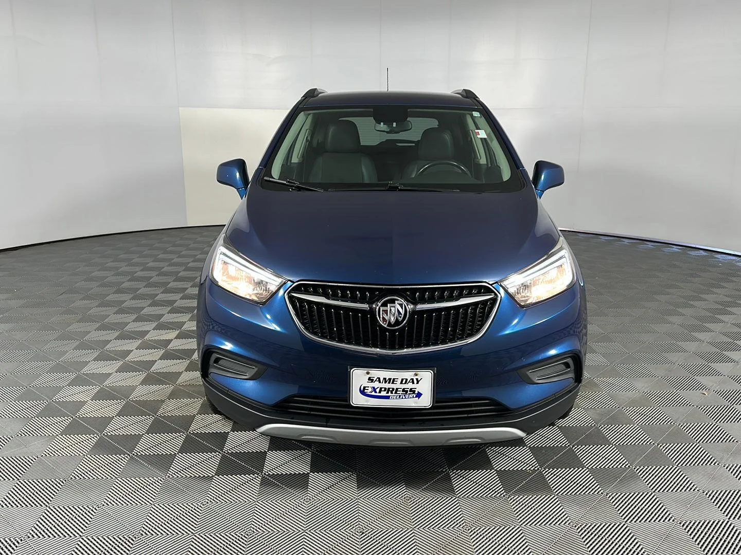 Used 2020 Deep Azure Metallic Buick Preferred image 6