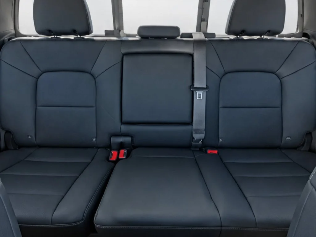 Used 2026 Black GMC Elevation image 35