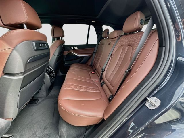 Certified Used 2022 Gray BMW sDrive40i image 25