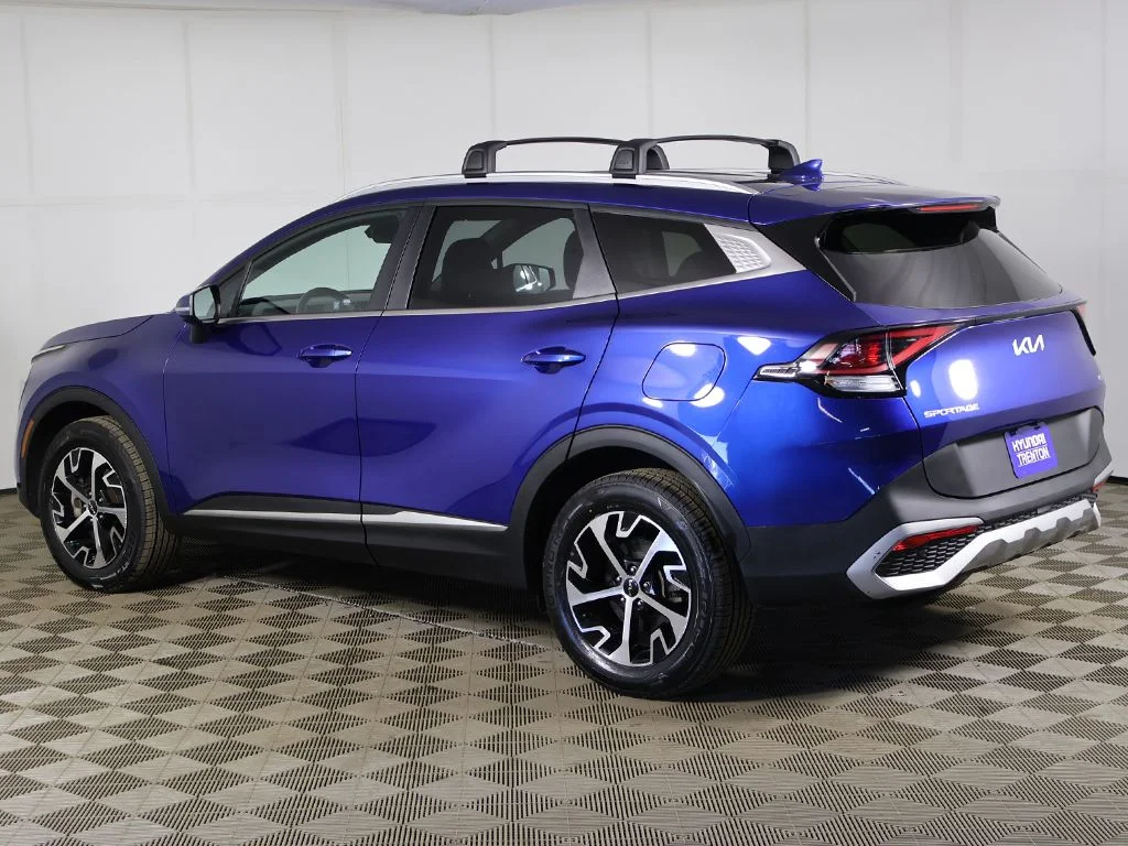 Used 2023 Blue Kia EX image 9