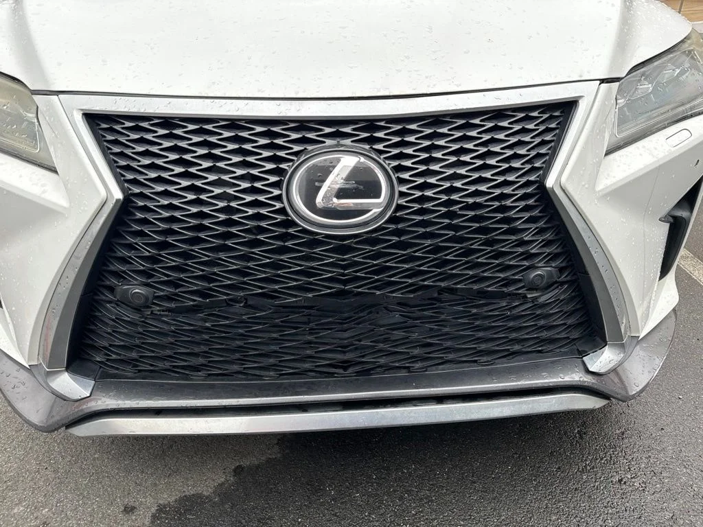 Used 2017 White Lexus 350 image 9