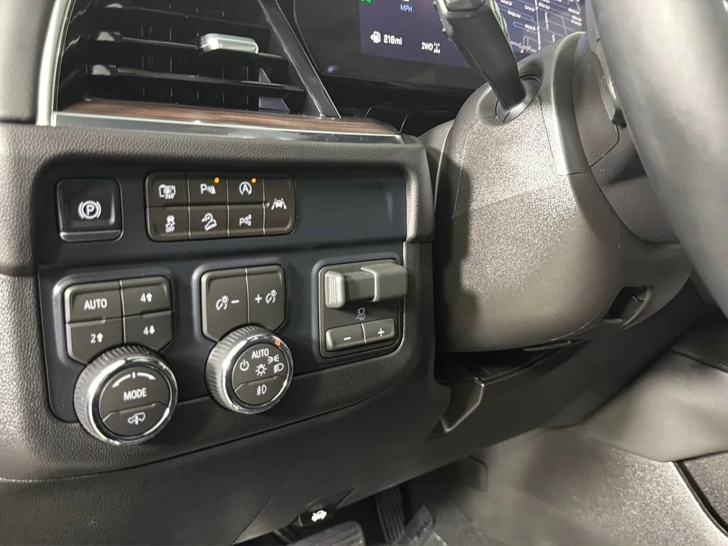 Used 2026 Sterling Gray Metallic Chevrolet Z71 image 20