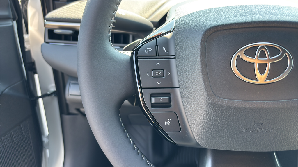 New 2026 Wind Chill Pearl Toyota XLE image 29