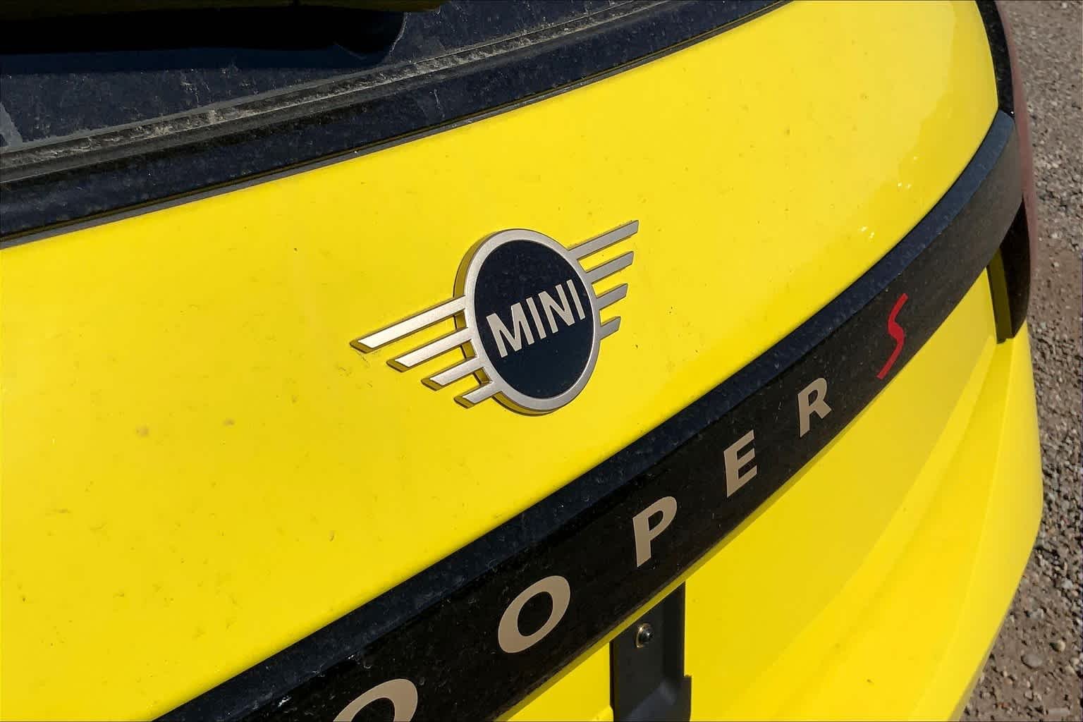 New 2025 Sunny Side Yellow MINI Cooper S image 14