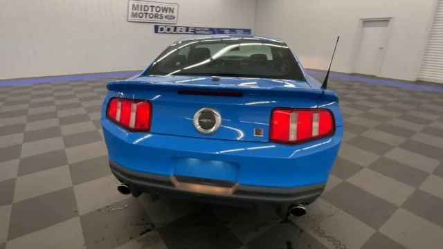Used 2010 Grabber Blue Ford GT Premium image 7