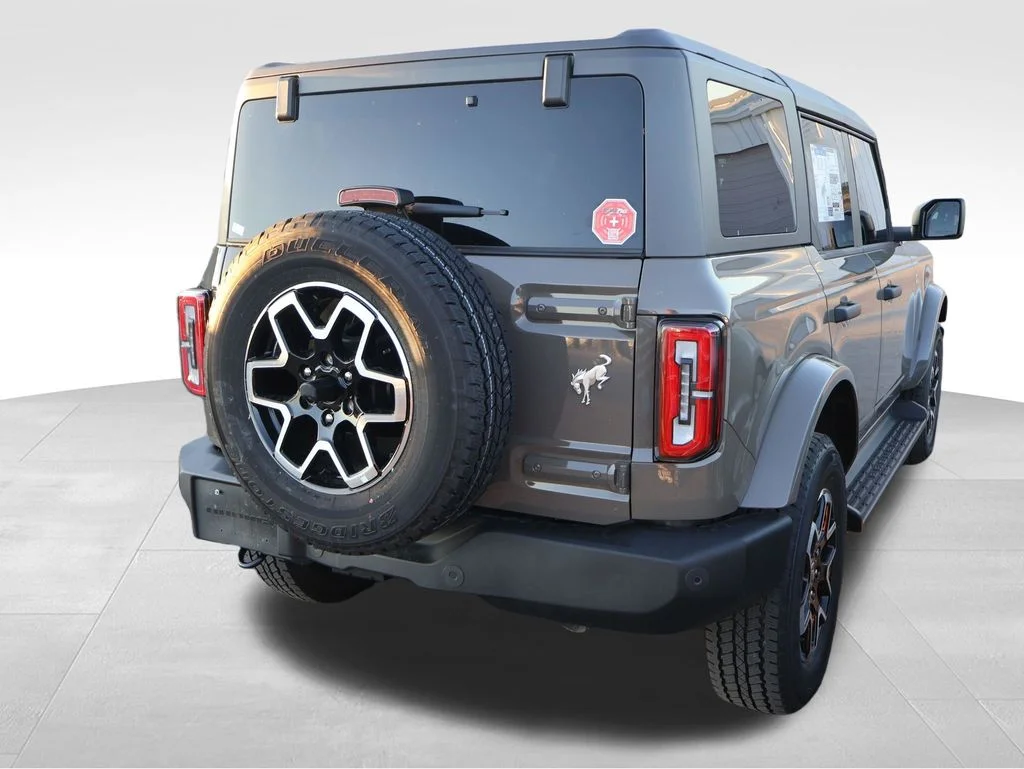 New 2026 Marsh Gray Ford Outer Banks® image 17