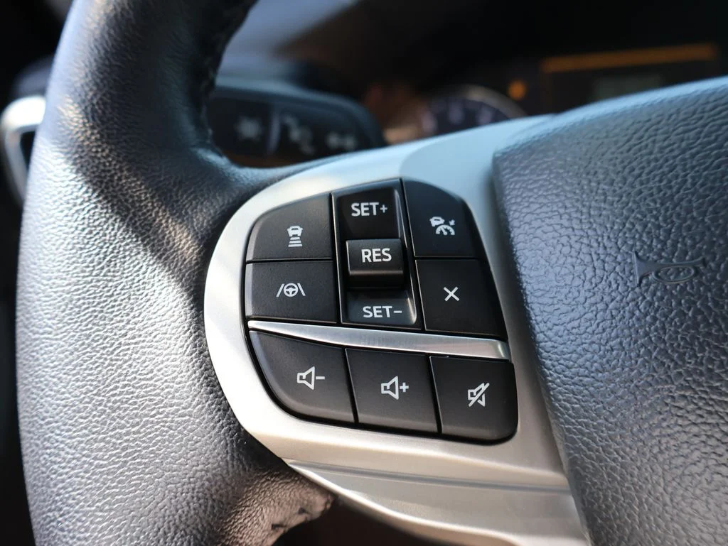 Certified Used 2023 Black Metallic Ford XLT image 28