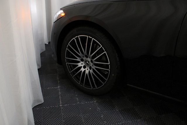 2025 Mercedes-Benz C-Class Sedan C 300 - Photo 7