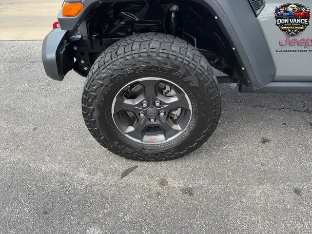 Used 2023 Gray Jeep Rubicon image 26