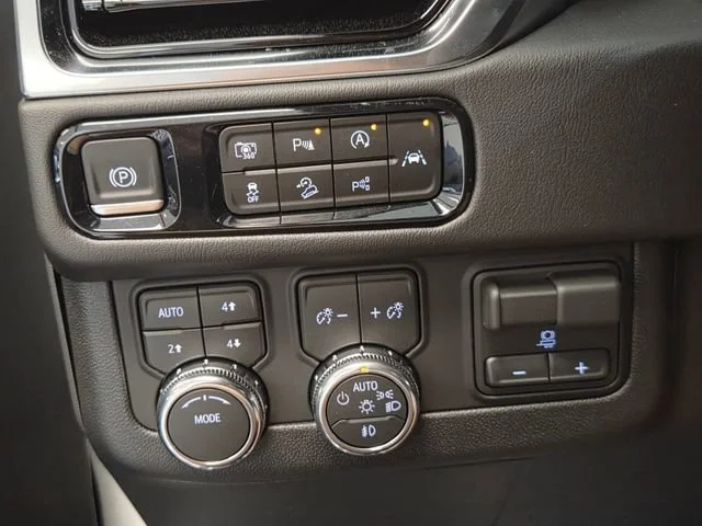 New 2026 Summit White GMC Denali image 30