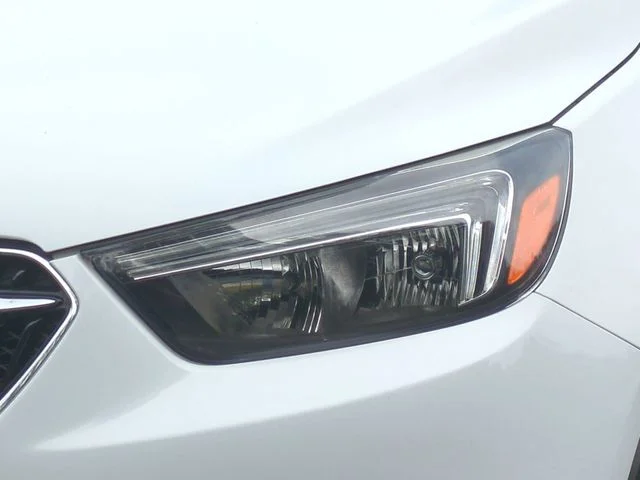 Used 2019 White Buick Preferred image 17