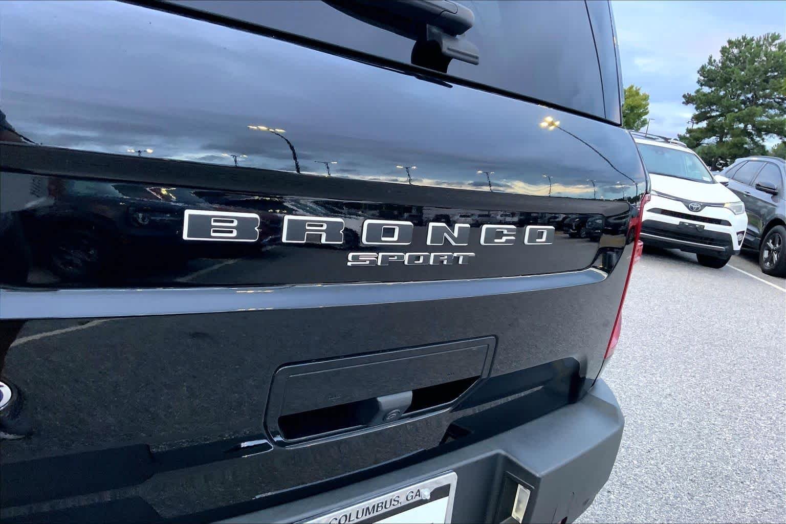 Used 2023 Shadow Black Ford Outer Banks image 9