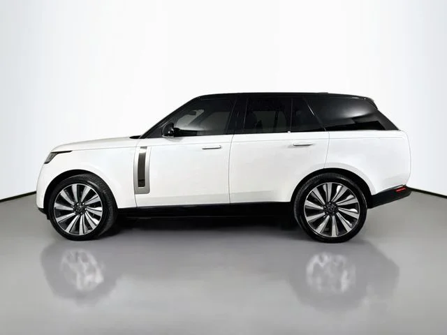 Certified Used 2025 White Land Rover SV image 8