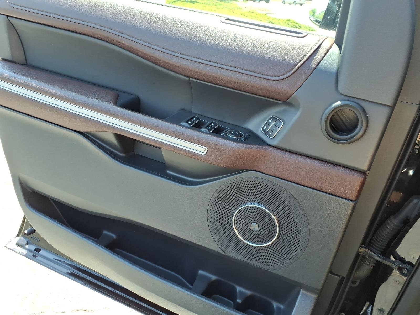 2024 Ford Expedition Limited - Photo 30