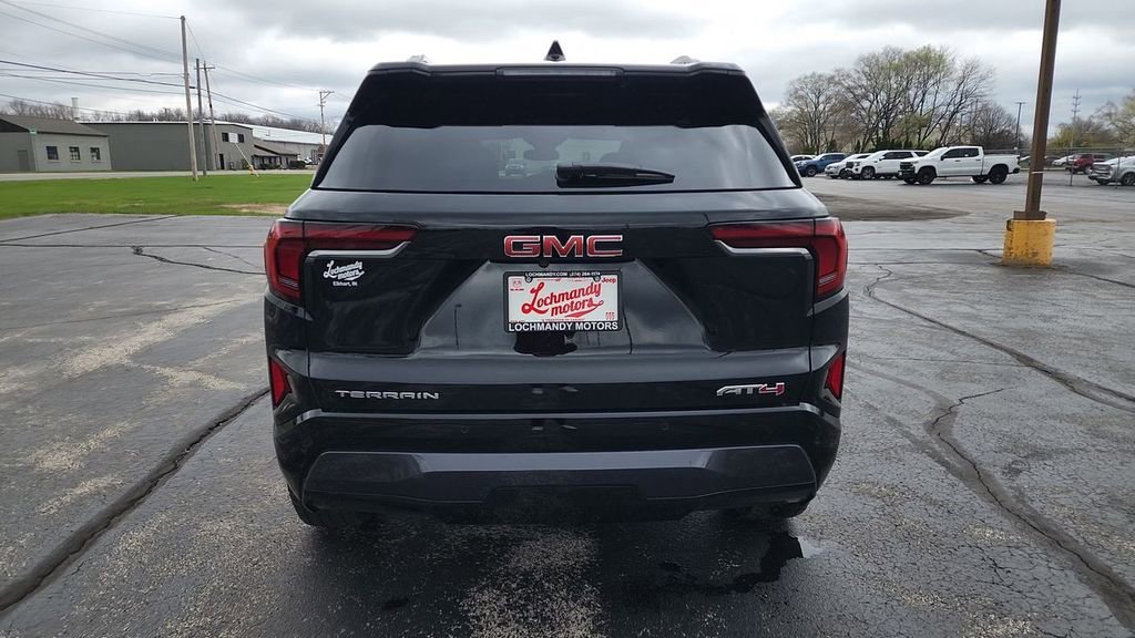 2026 GMC Terrain AT4 - Photo 7
