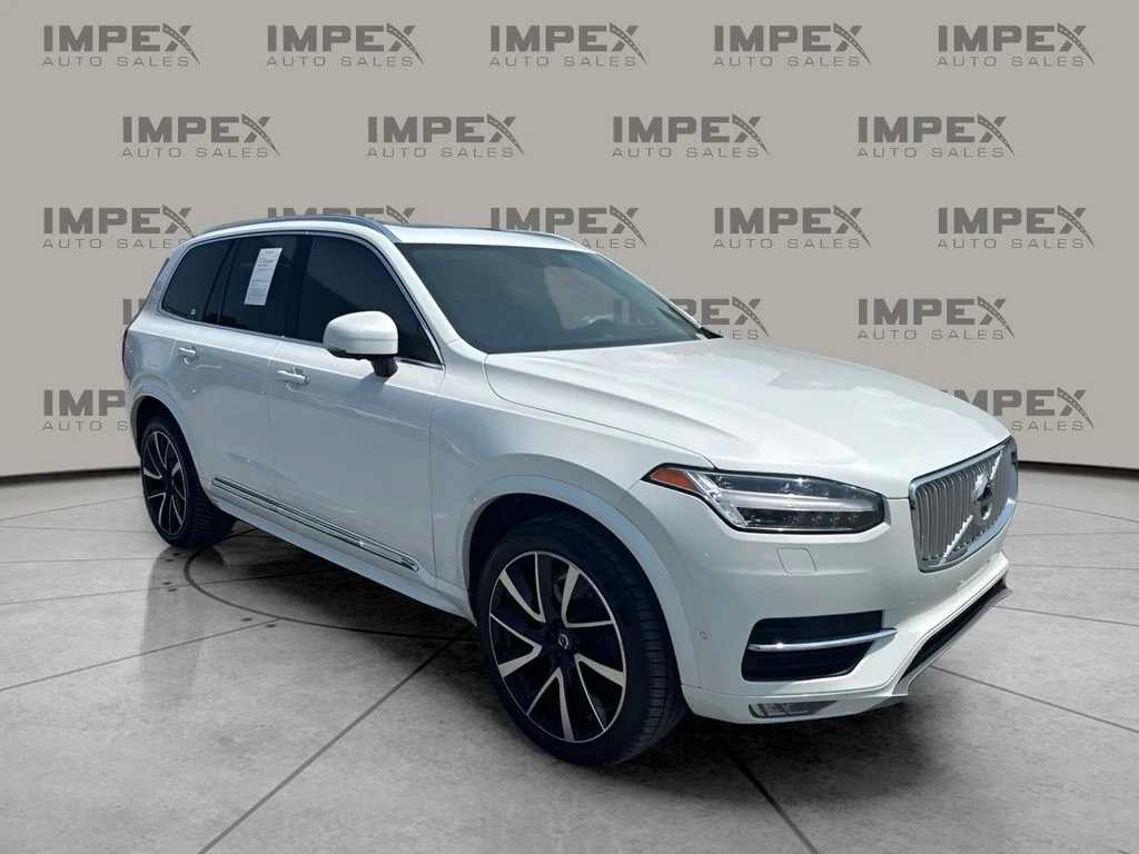 Used 2019 White Volvo T6 Inscription image 4
