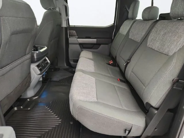 Certified Used 2023 Oxford White Ford XLT image 24