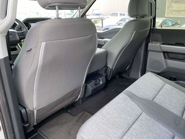 New 2026 Oxford White Ford XLT image 10