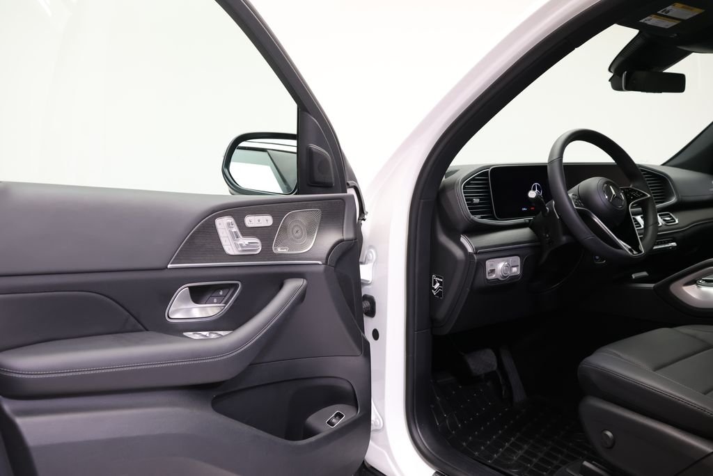 Certified Used 2024 Polar White Mercedes-Benz GLE 450 image 38