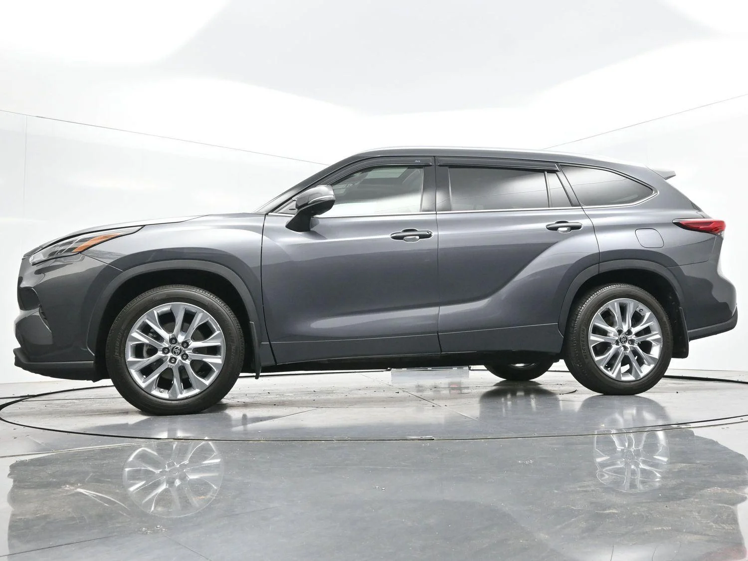 Used 2021 Magnetic Gray Metallic Toyota Limited image 47
