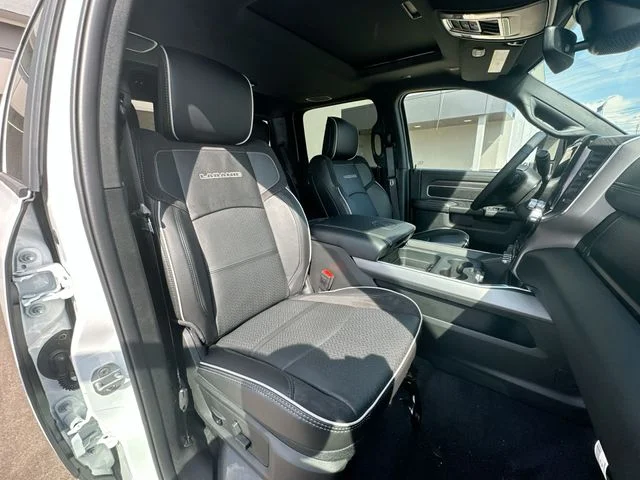 New 2026 Bright White Clear-Coat Exterior Paint RAM Laramie image 29