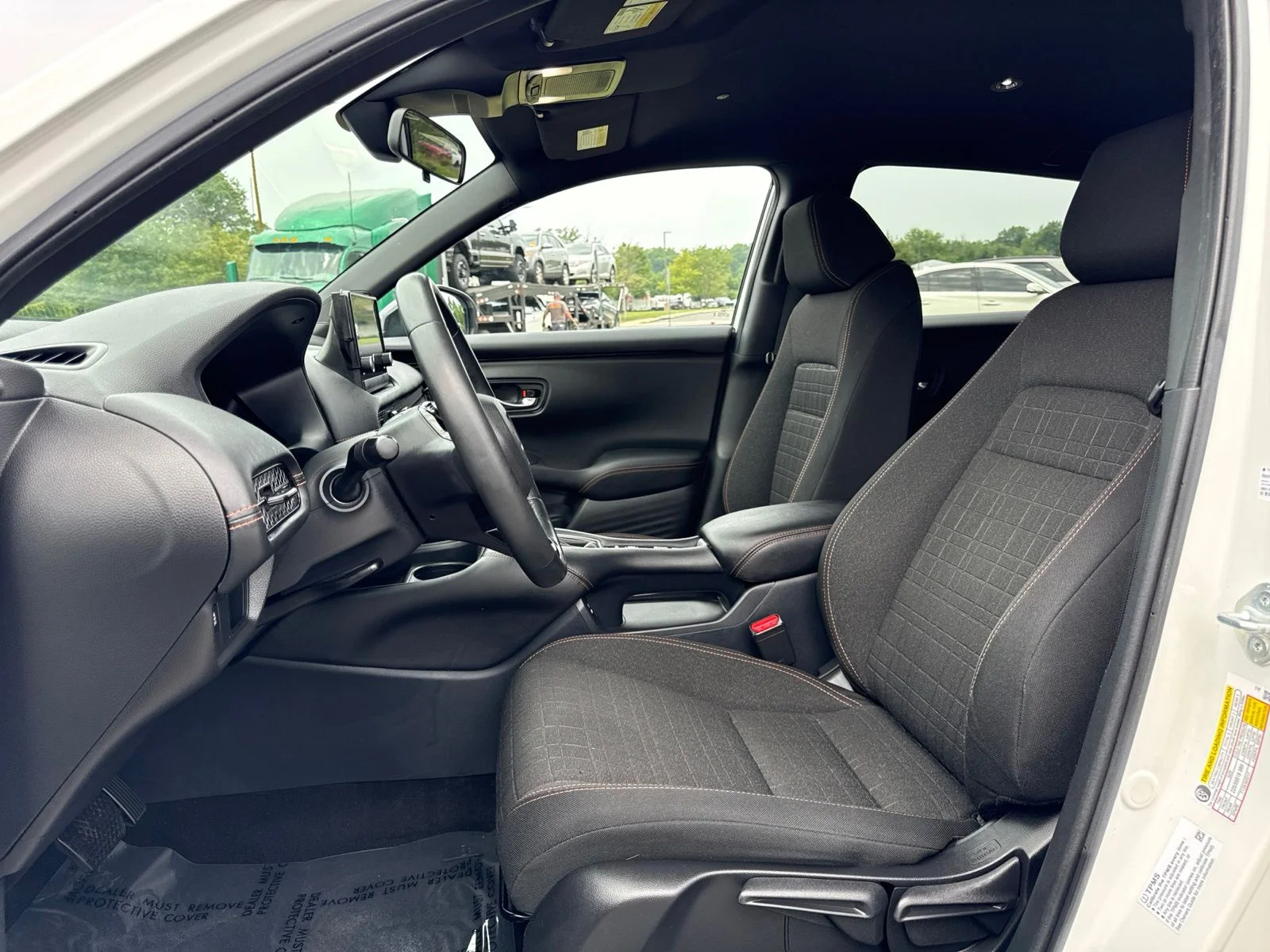 Used 2024  Honda Sport image 10