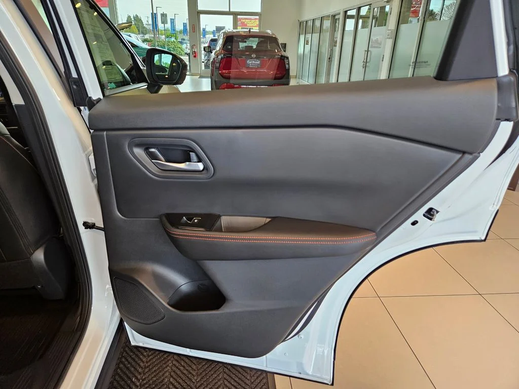 New 2026 Everest White Pearl TriCoat Nissan Rock Creek image 27