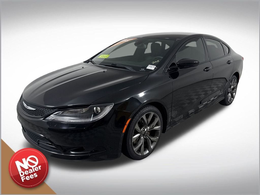 Used 2015 Black Chrysler S image 8