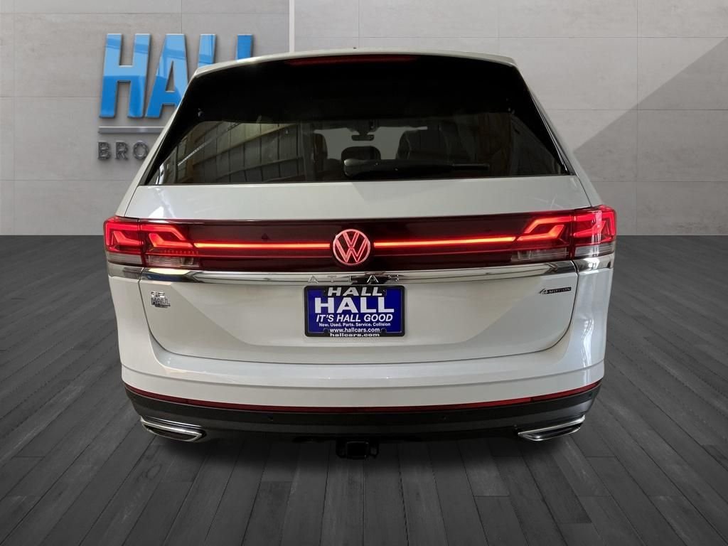 New 2026 White/off-white Volkswagen 2.0T SE w/Technology image 4