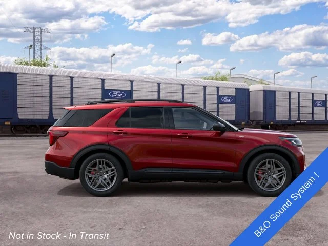 New 2027 Ruby Red Metallic Tinted Clearcoat Ford ST-Line image 5