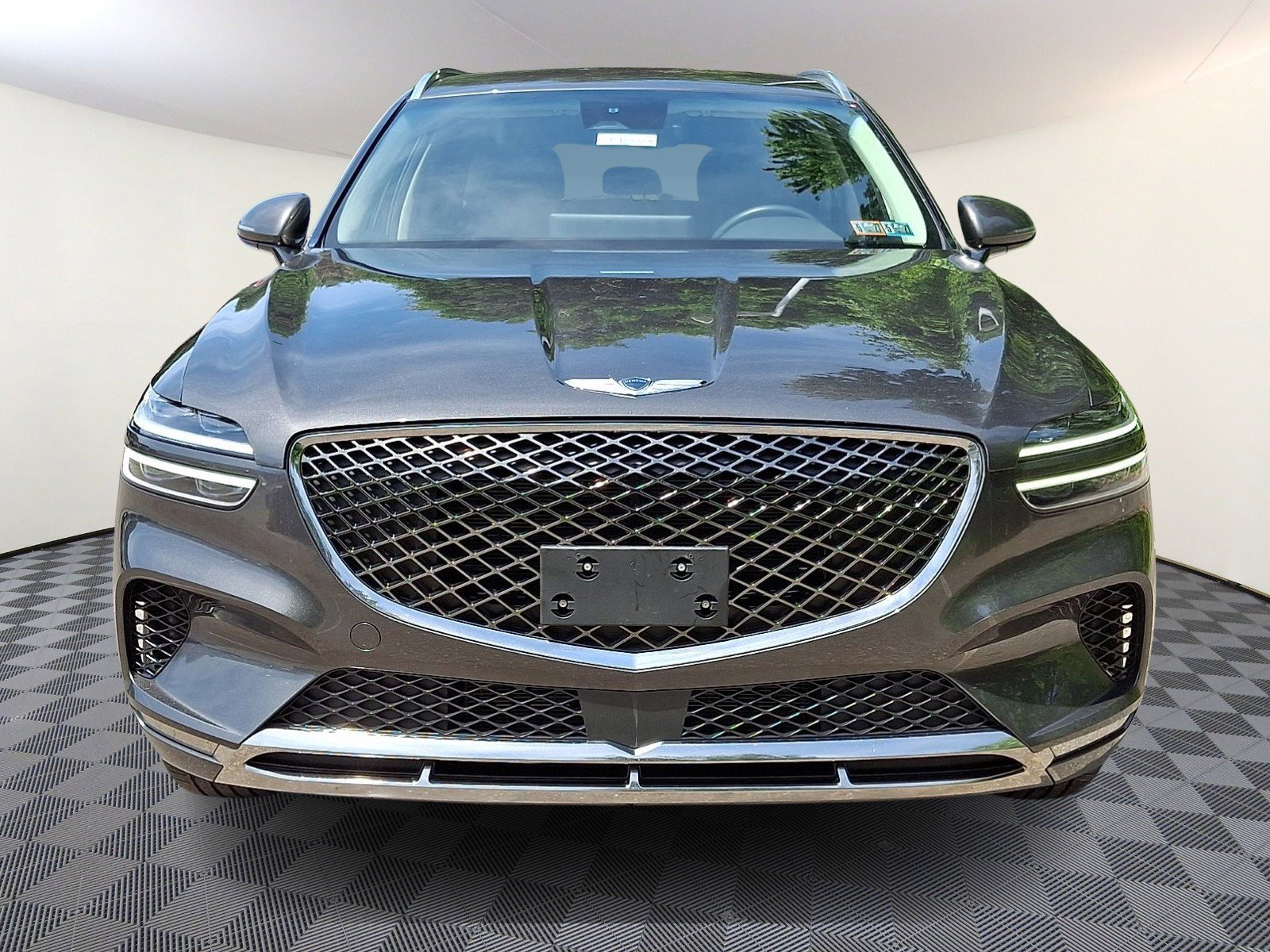 Used 2025 Makalu Gray Genesis 2.5T image 1