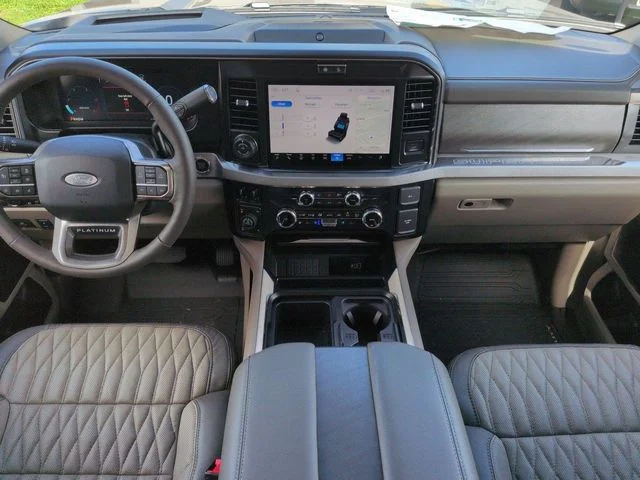 New 2027 Gray Ford Platinum image 15