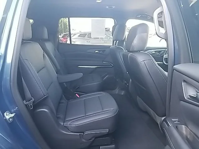 2025 Chevrolet Traverse LT - Photo 31