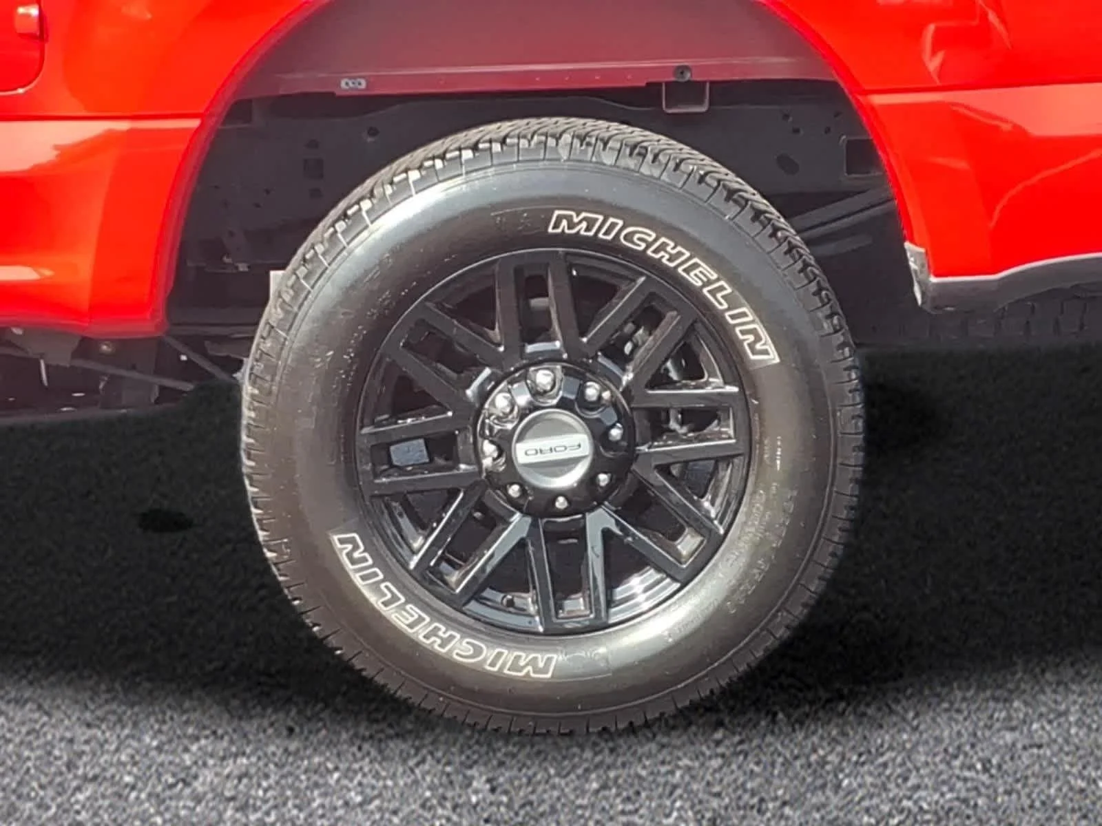 Used 2022 Race Red Ford XLT image 3