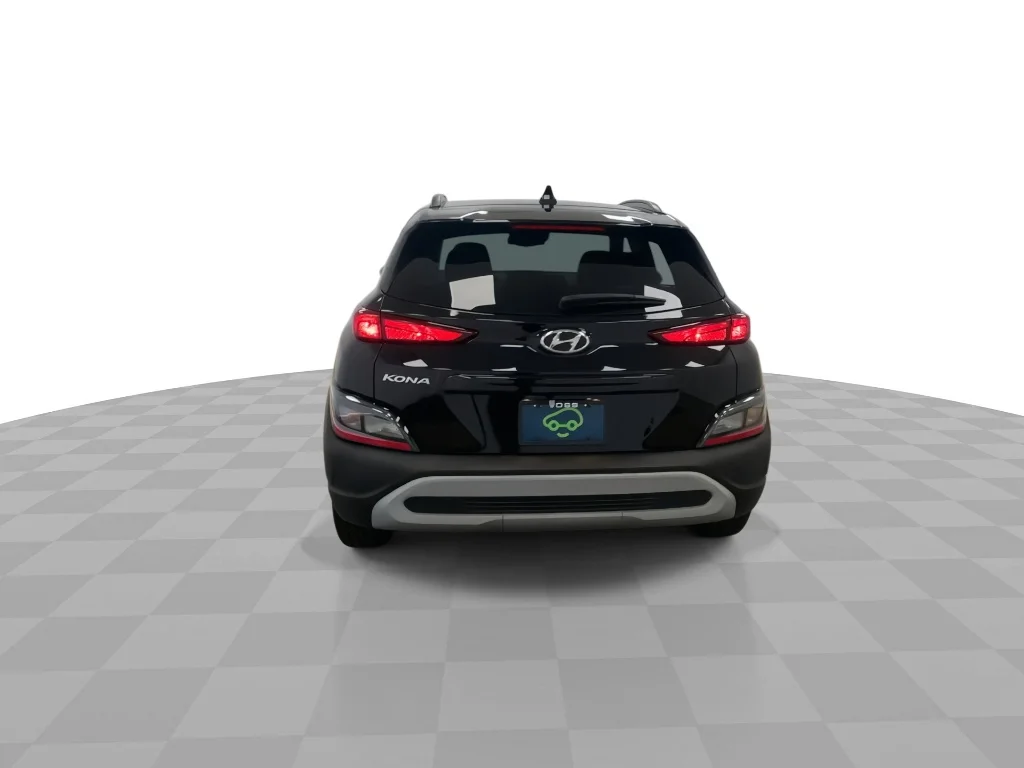 Used 2023 Black Hyundai SEL image 8