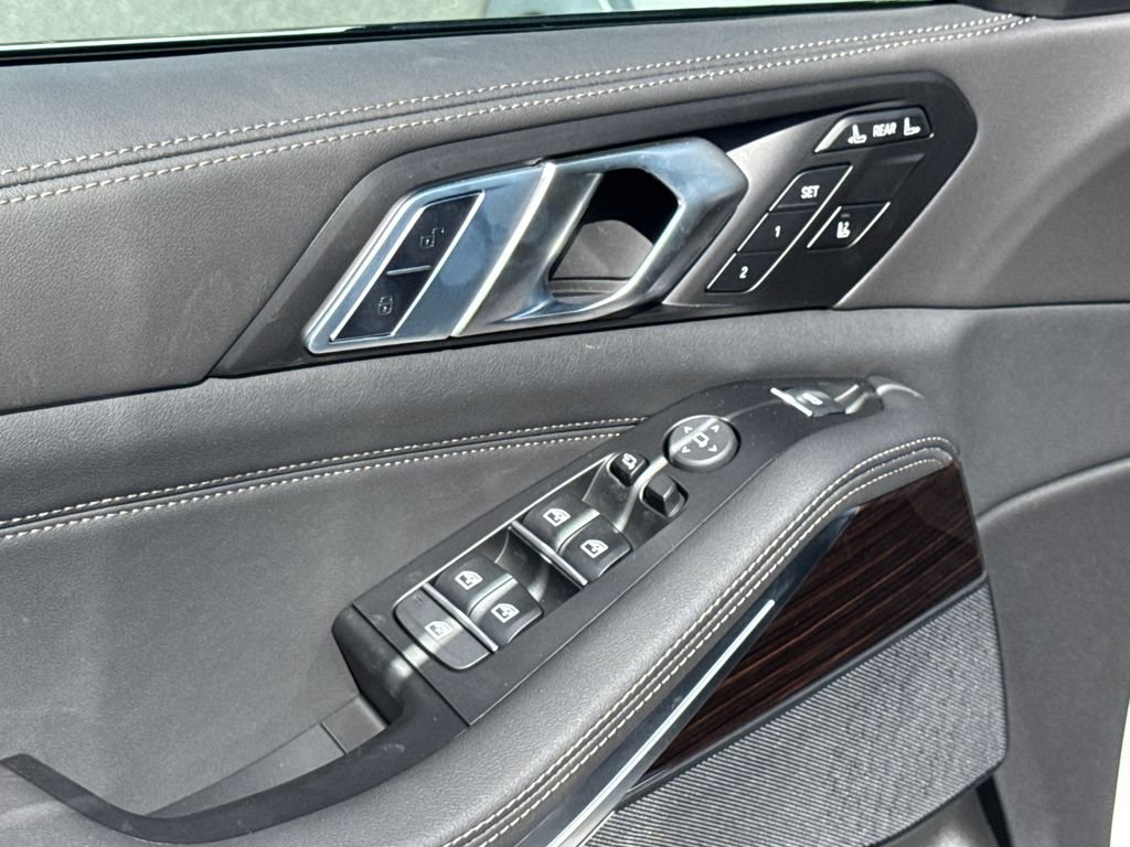 New 2027 Alpine White BMW xDrive40i image 29