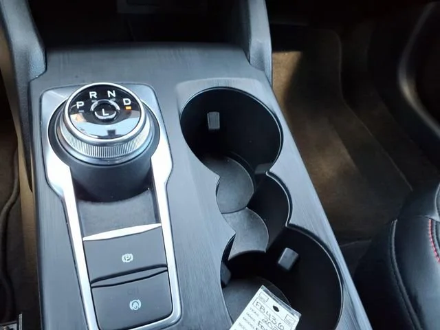2024 Ford Escape ST-Line - Photo 20