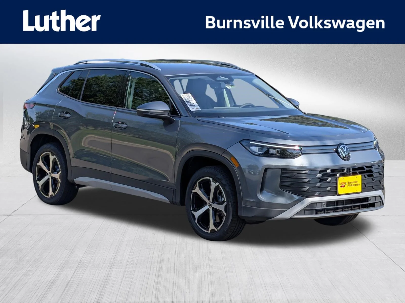 New 2026 Platinum Gray Metallic Volkswagen SE image 1