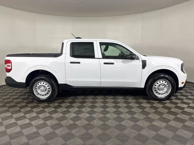 New 2026 Oxford White Ford XL image 2