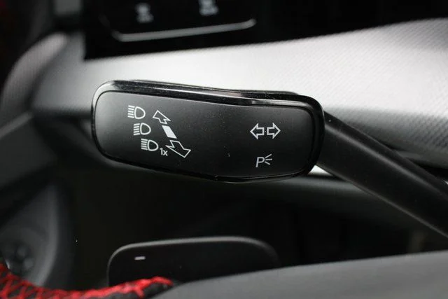 2026 Volkswagen Golf GTI SE - Photo 13