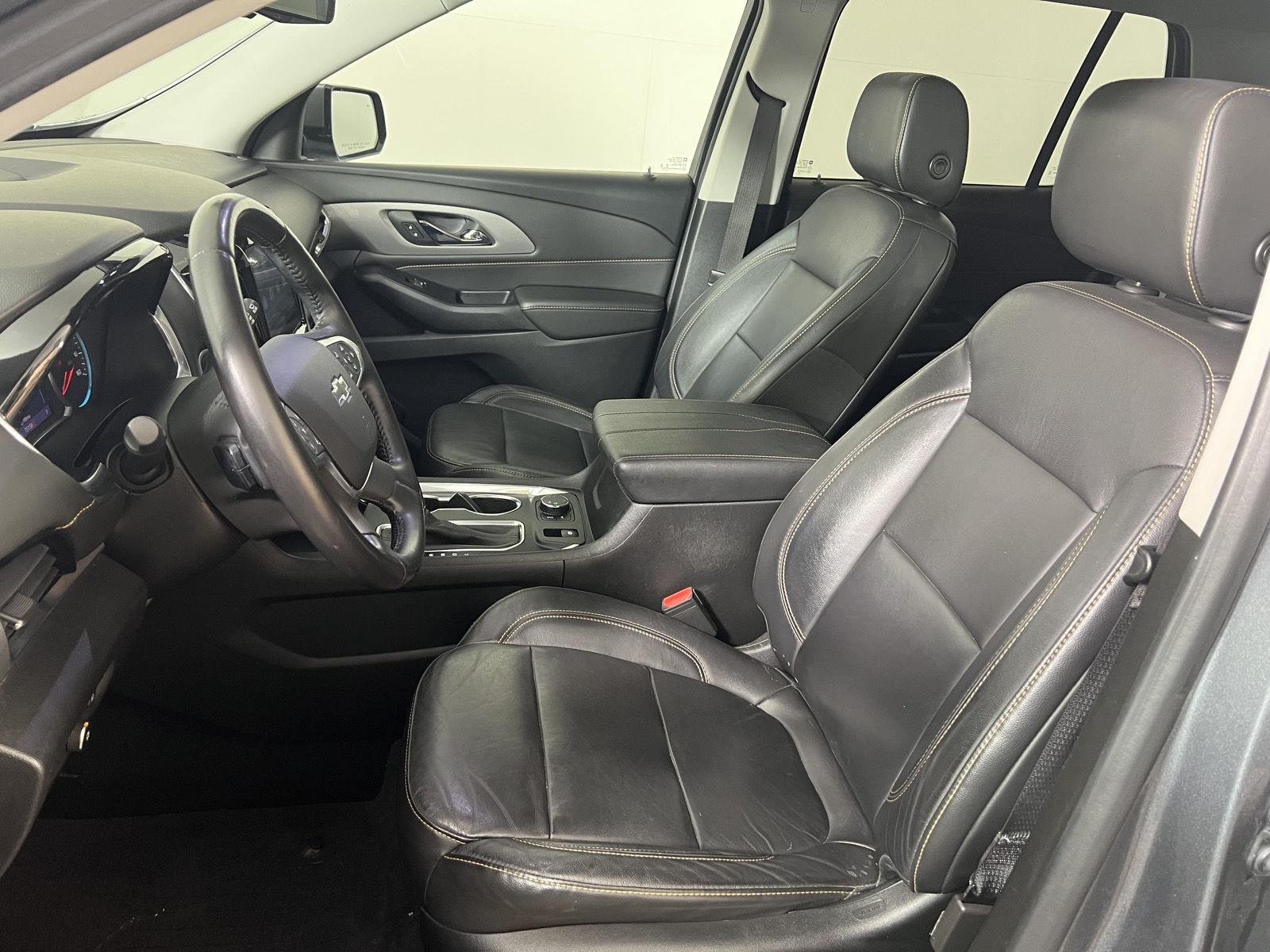 Used 2020 Satin Steel Metallic Chevrolet RS image 4
